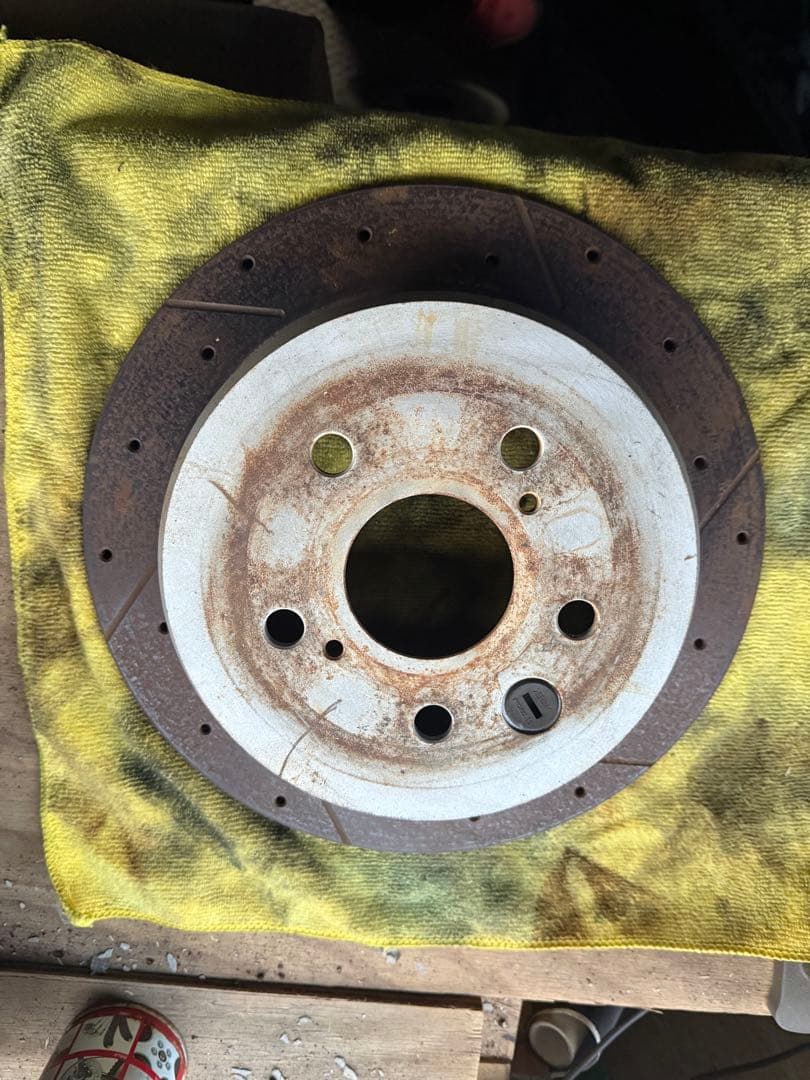 18クラウン　ブレーキローター