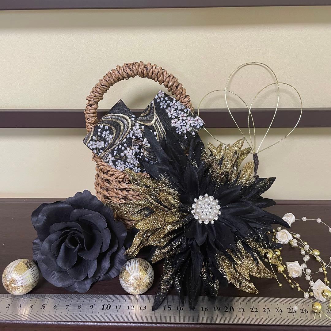 黒　和装髪飾り　振袖髪飾り　成人式髪飾り　色打掛髪飾り　結婚式髪飾り　着物髪飾り