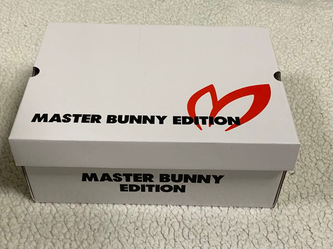 マスターバニーエディション 靴