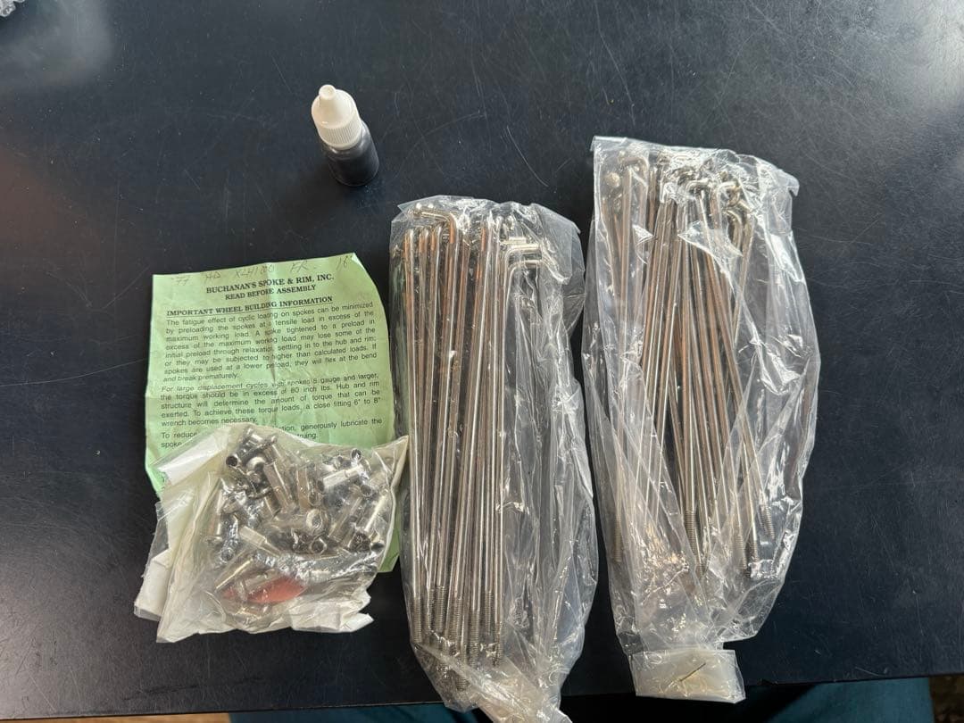 XLH1000 16インチスポーク前後セット 未使用品