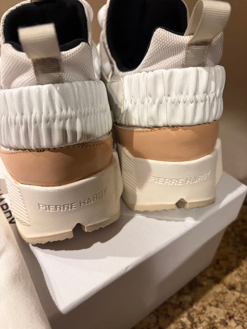PIERRE HARDYピエールアルディ トレックコメット スニーカー38