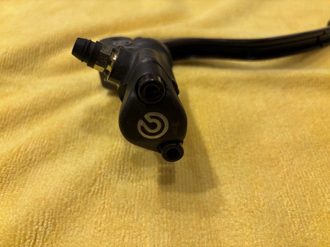 ブレンボ　ラジアルポンプ　ブレーキマスター　16×18