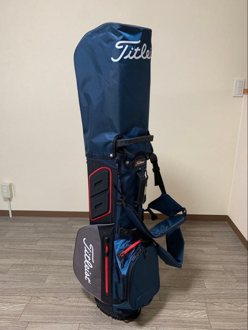 タイトリストPlayers 4 スタンド式キャディバック機能性豊かな14分割！