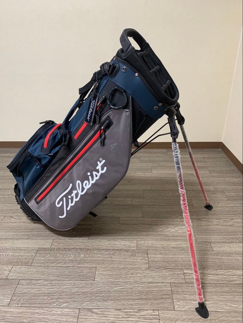 タイトリストPlayers 4 スタンド式キャディバック機能性豊かな14分割！
