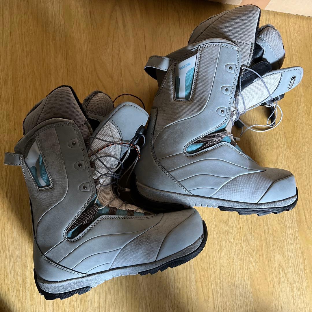 T*F様 NITRO CLOUD 6 スノーボードブーツ グレー
