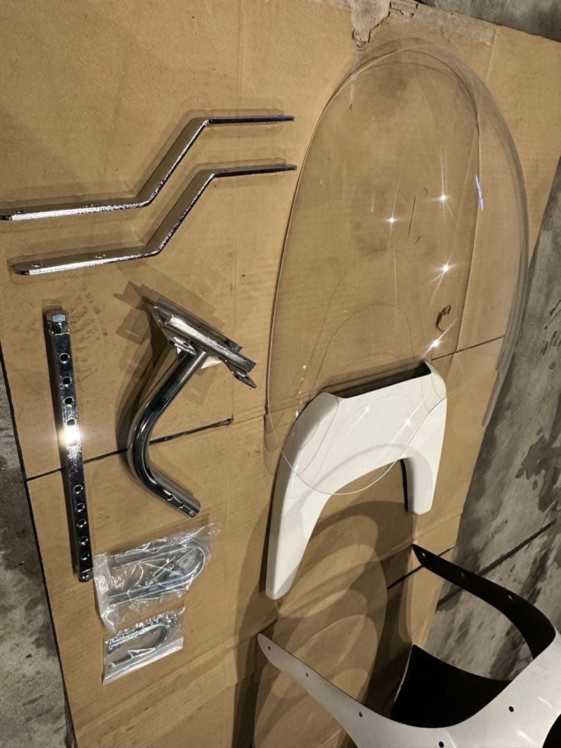 汎用ロケットカウル FRP 白ゲル ・ステー一式セット