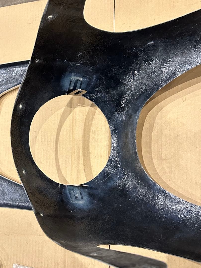 汎用ロケットカウル FRP 白ゲル ・ステー一式セット