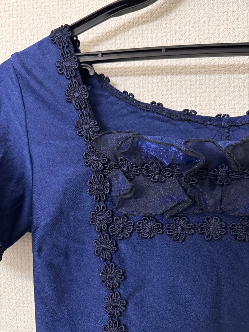 社交ダンス　上下セット　ネイビー フリル付きスカートとトップス Lサイズ