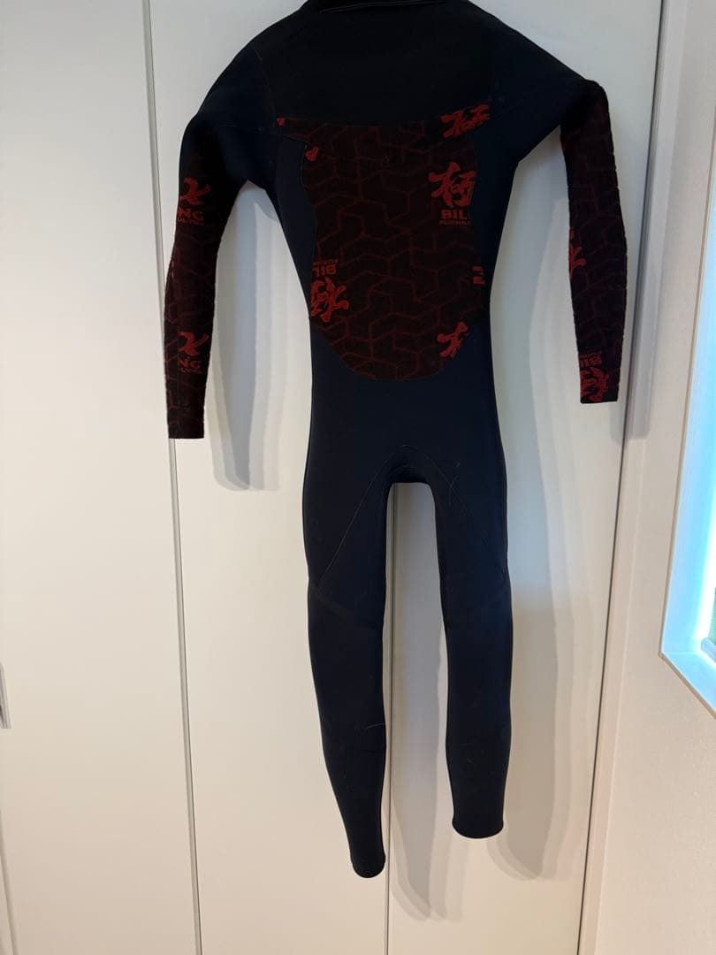 新品未使用BILLABONG フルスーツ BB018-612 XLサイズ