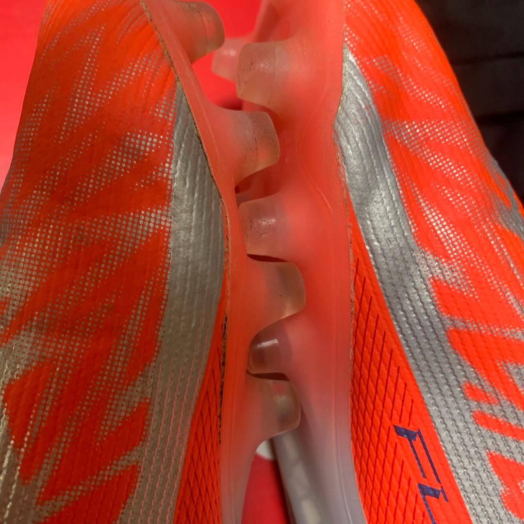 ニューバランス　ヒューロンHGサッカーシューズ スパイク