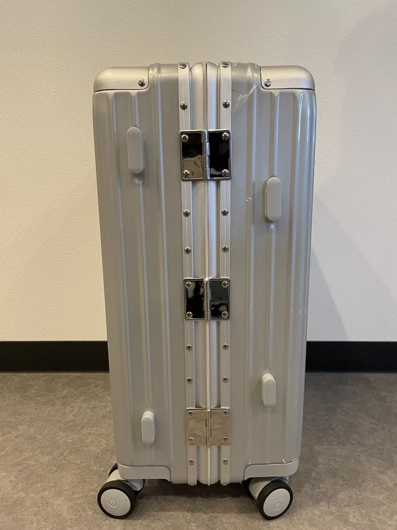 リベティ多機能キャリーケース【エナメルシルバーSサイズ】63