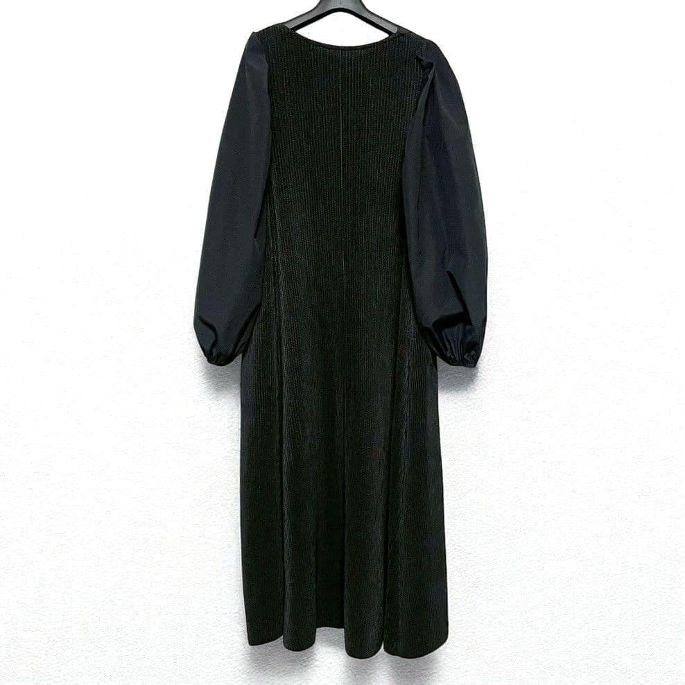 SPECCHIO　ストレッチタフタ切替 パフスリーブ ワンピース 黒