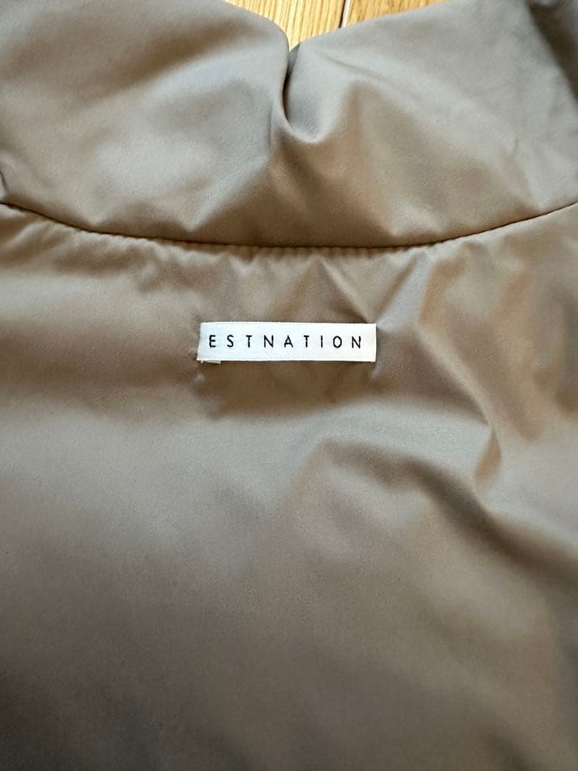 エストネーション　フリルダウンベスト PaDD ペプラム