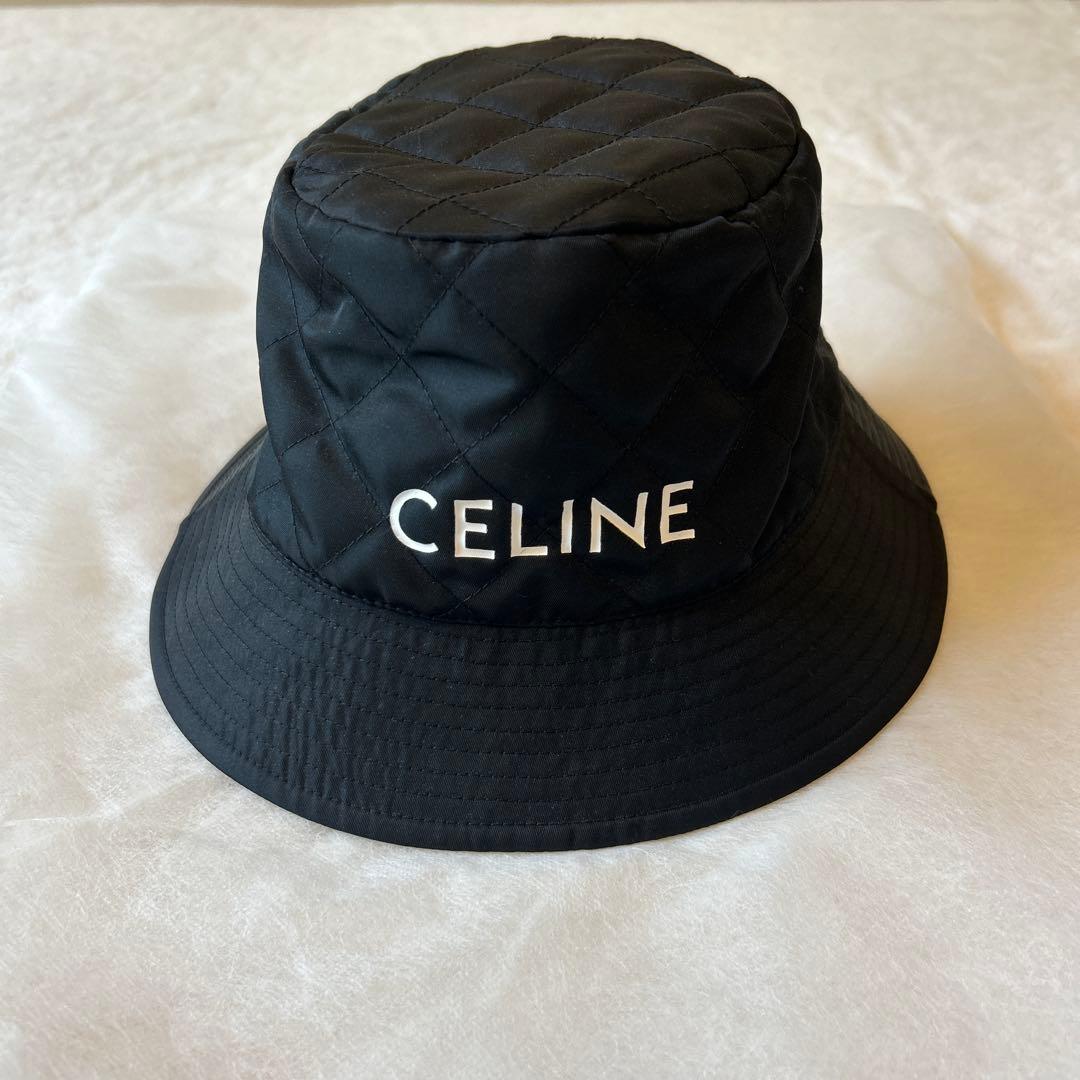 秋冬　極美品CELINE セリーヌ　キィルティング　パットハット　M