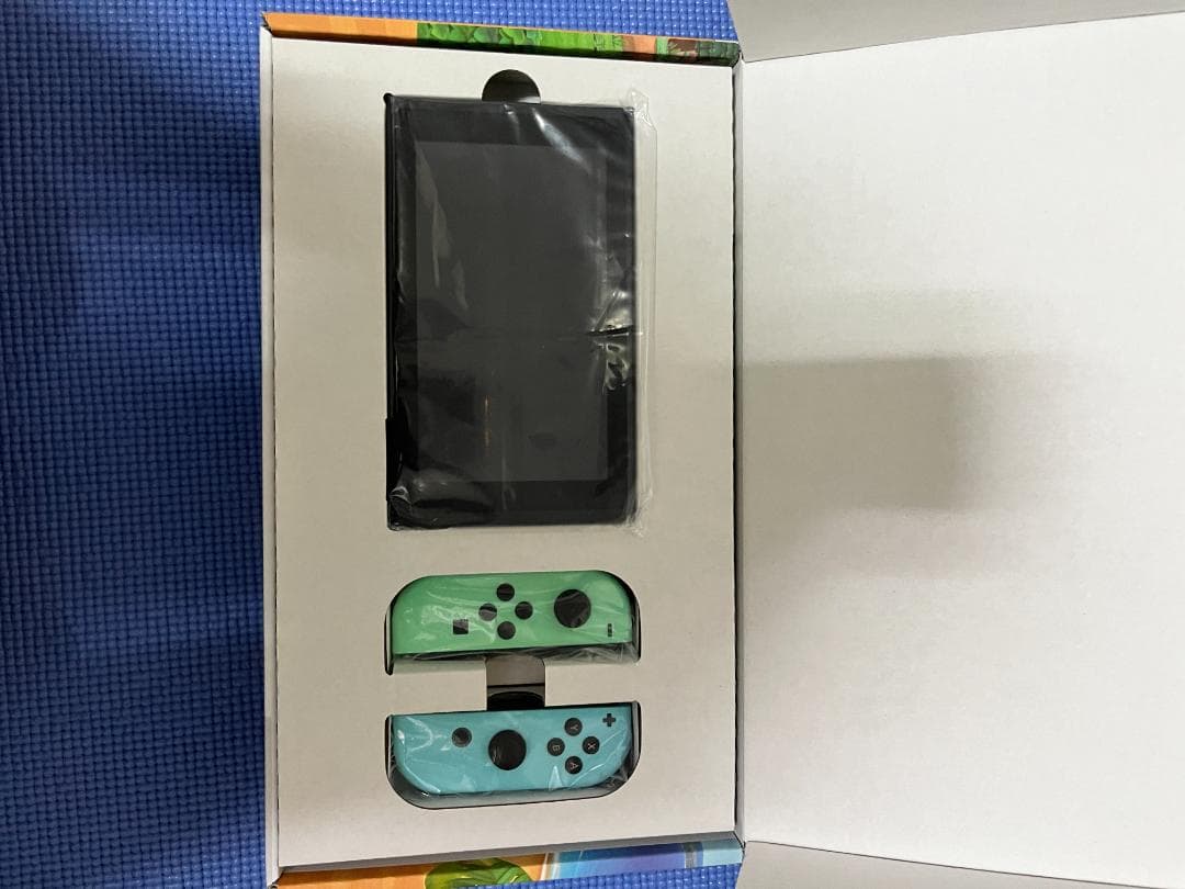 Nintendo Switch あつまれどうぶつの森モデル