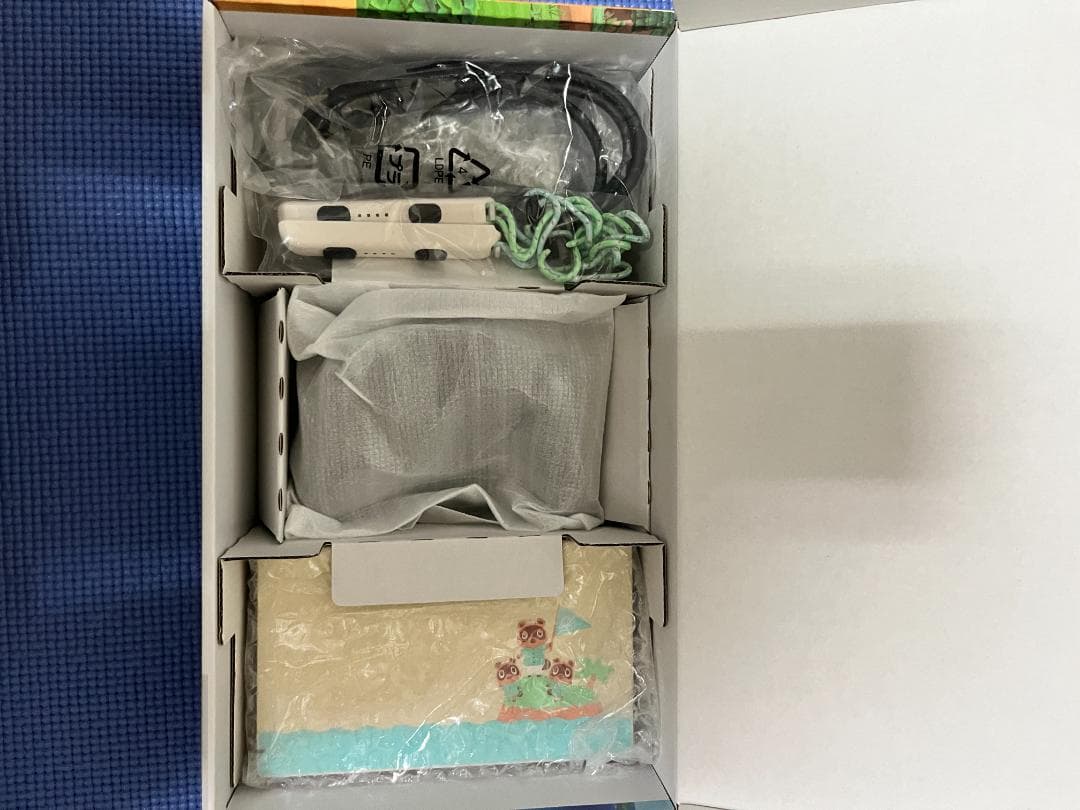 Nintendo Switch あつまれどうぶつの森モデル