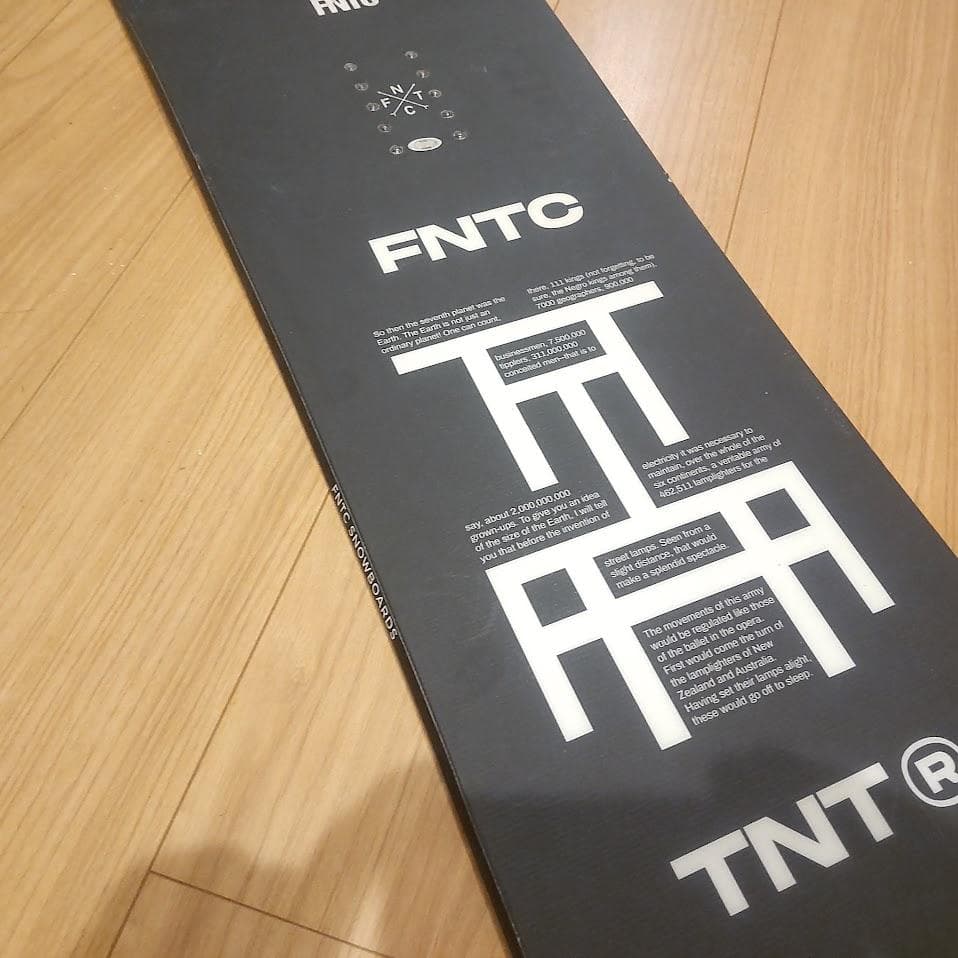 FNTC ファナティック TNT R スノーボード 157cm 22-23