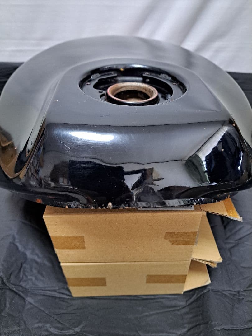 Kawasaki GPZ400R ガソリンタンク