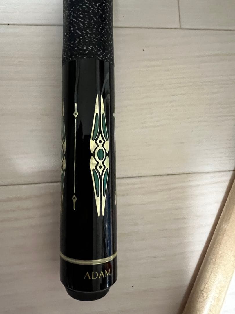 ビリヤードキュー　ADAM ⅩⅦ（ケース付き）