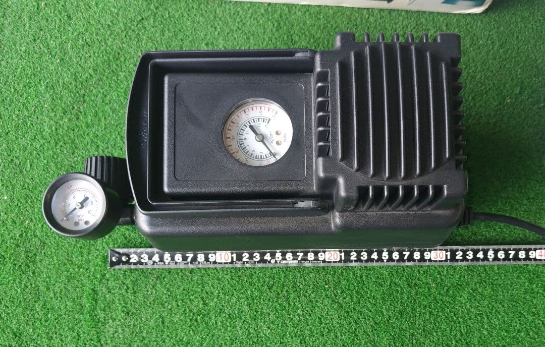 オイルレスミニエアーコンプレッサー