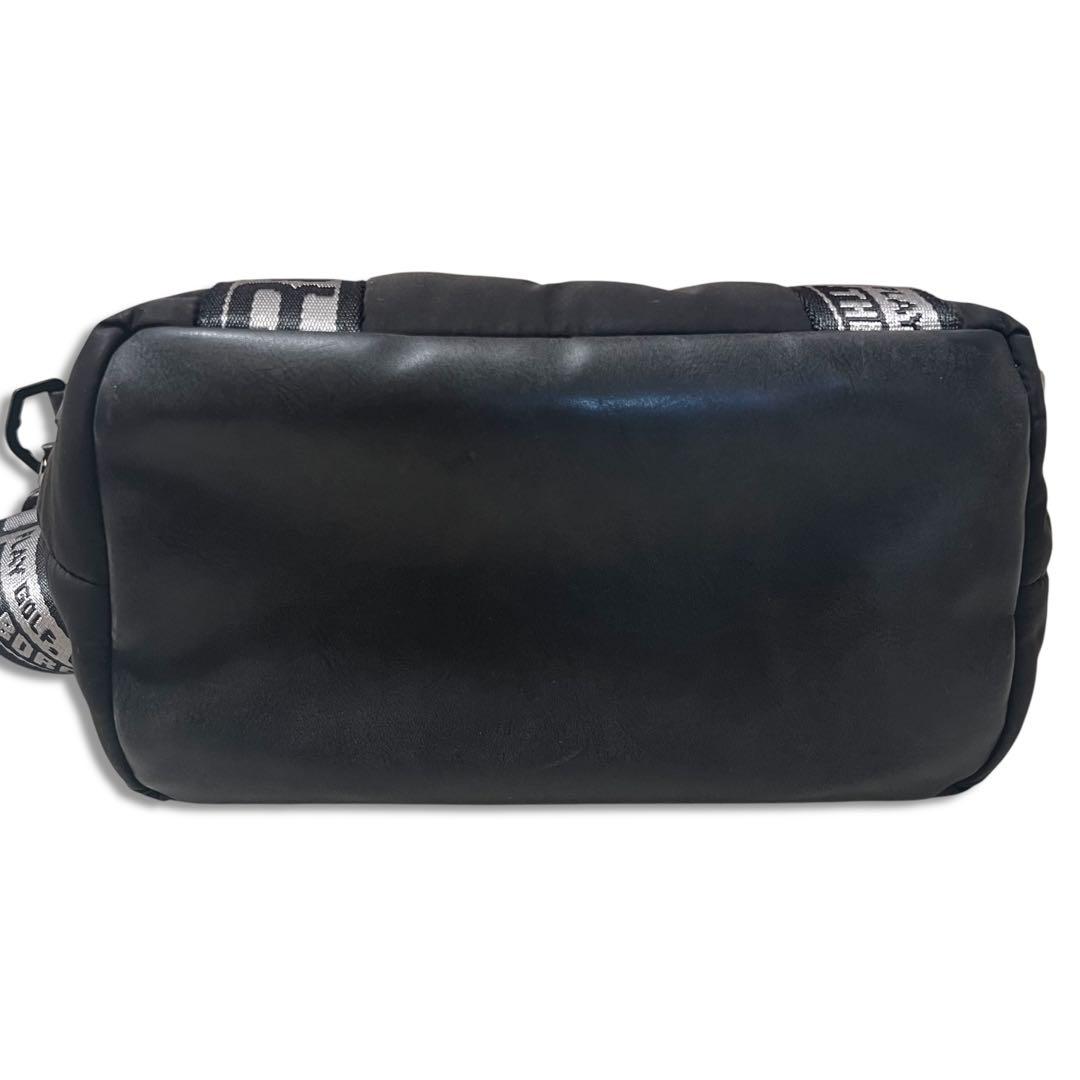 美品 RUSSELUNO ラッセルノ カートバッグ レザー パデッド 黒