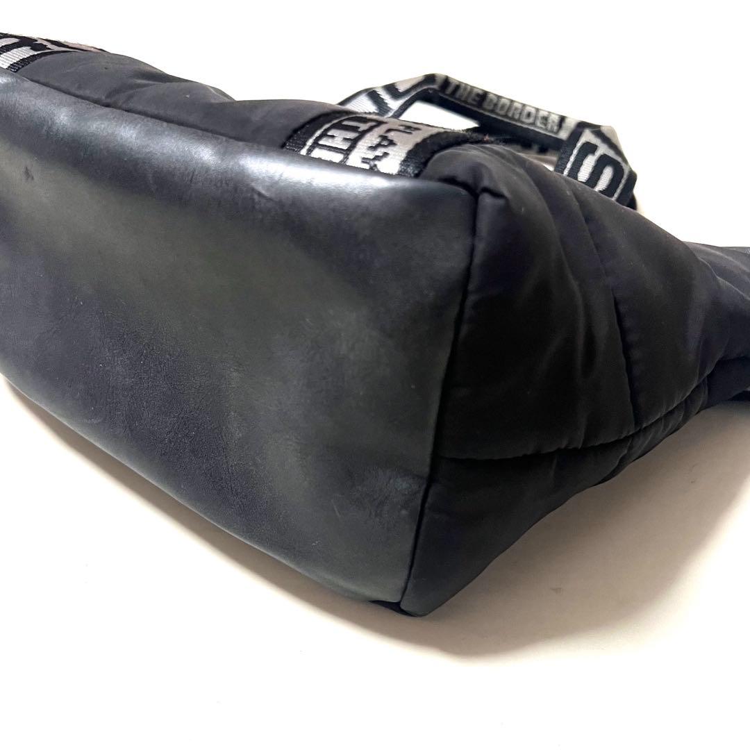 美品 RUSSELUNO ラッセルノ カートバッグ レザー パデッド 黒