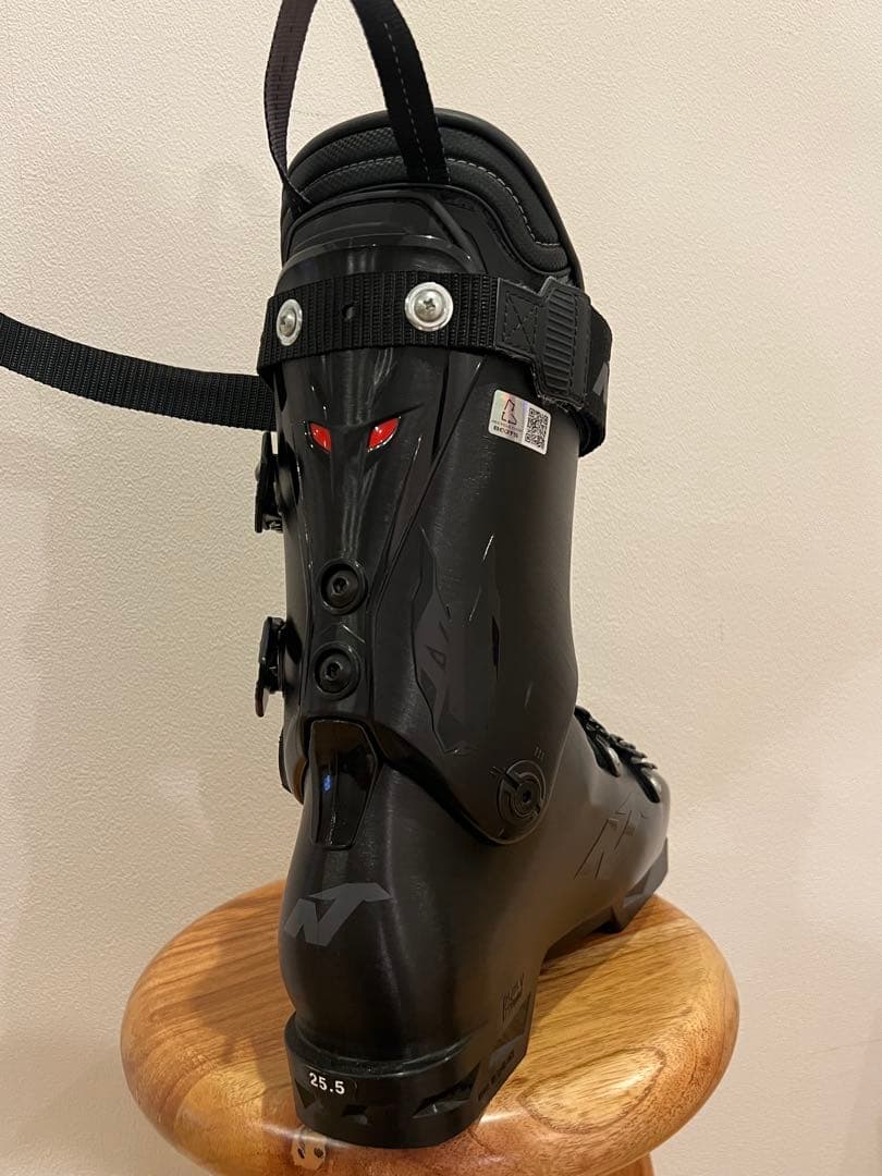 値下げ！Nordica DOBERMANNスキーブーツ 25.5cm