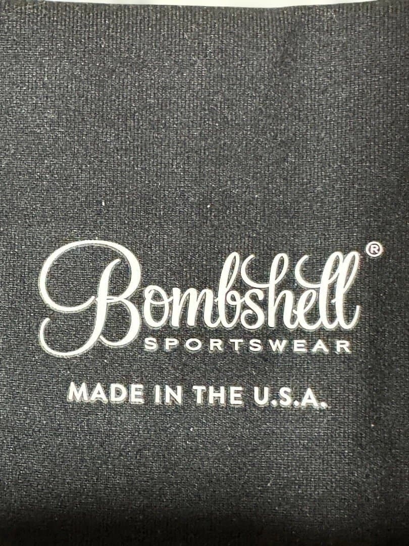 Bombshell Sportswear ボムシェルレギンス　XS　イエロー
