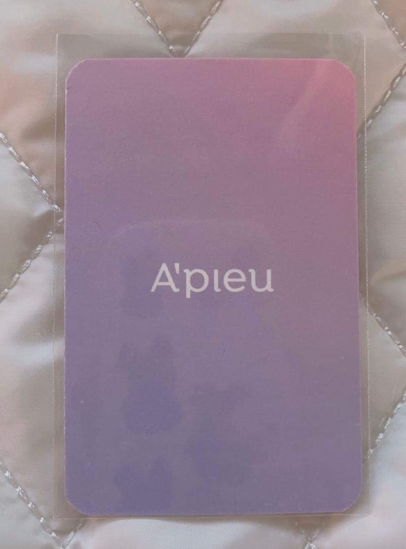 サナ アピュー トレカ twice Apieu