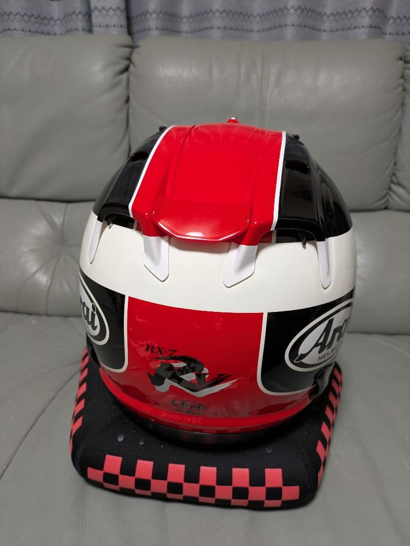 Arai RX-7RR5 タイラ 赤 57-58cm