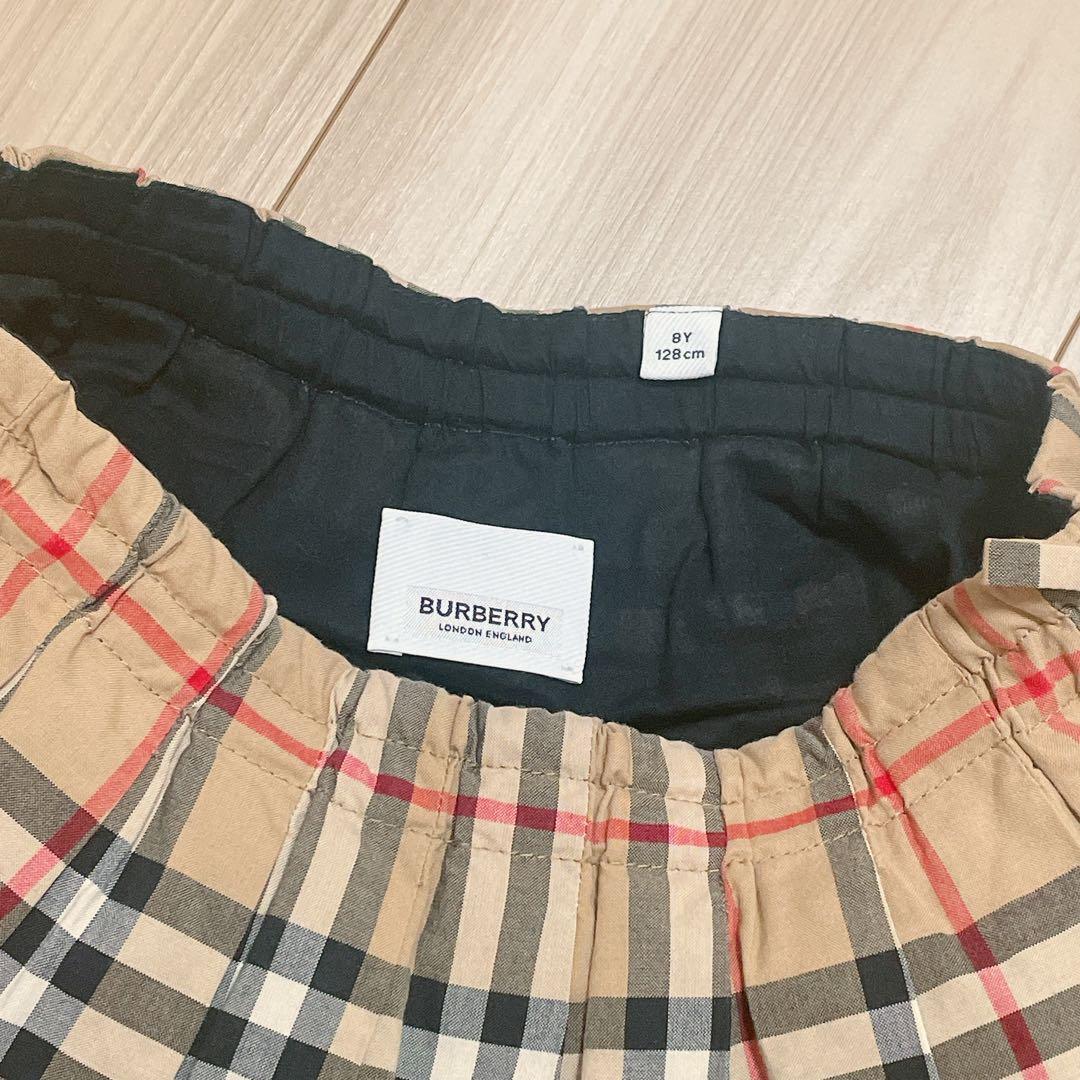 バーバリースカート　8y
