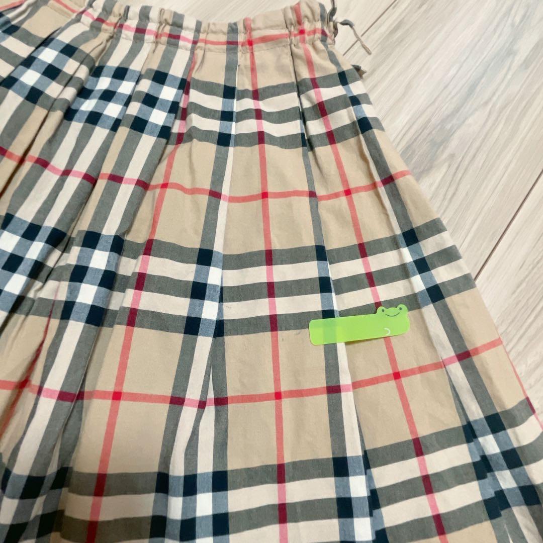 バーバリースカート　8y