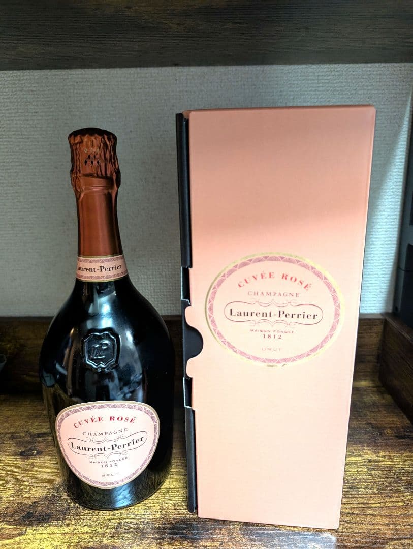 【グラス付き】ローランペリエロゼ　新品　箱付き