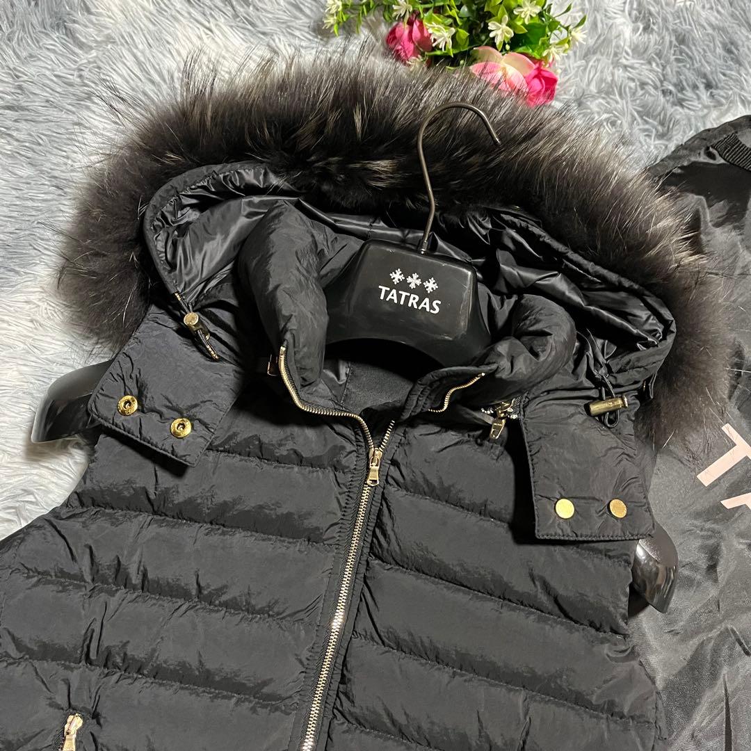 美品 TATRAS オルシエラ ダウンベスト ラクーンファー　3way 黒　02