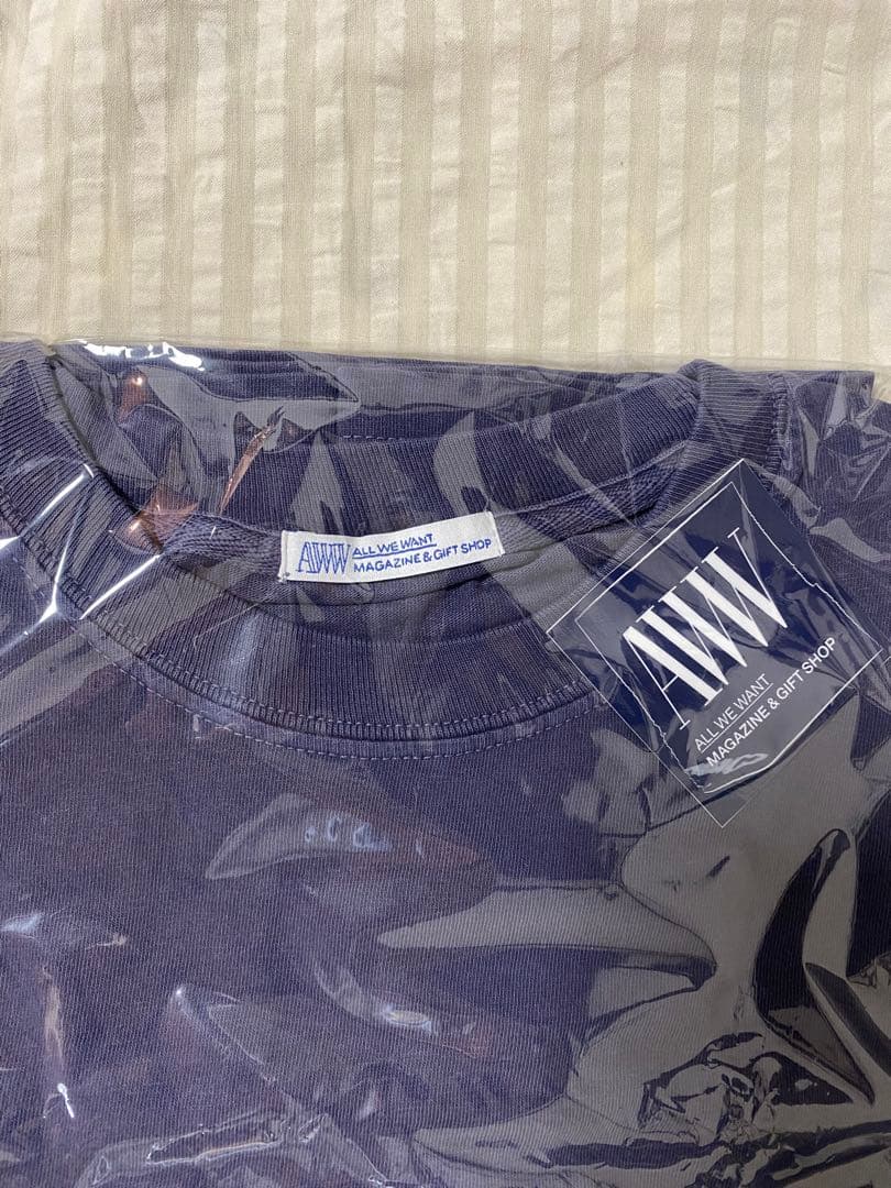 AWW ネイビー Tシャツ　新品