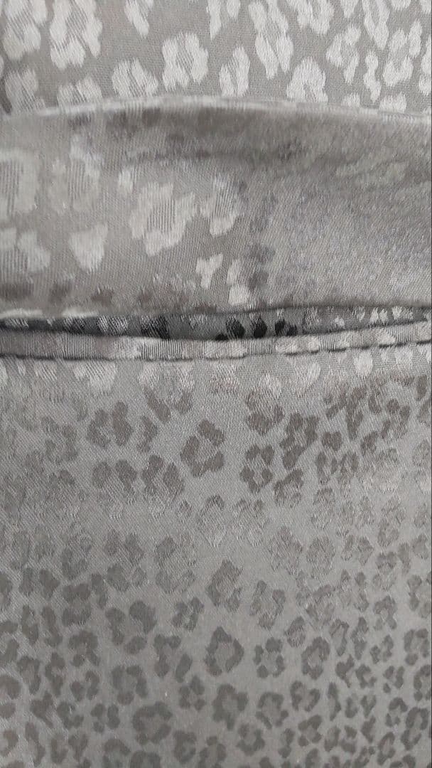 FENDIのショートコート、黒地に地紋入り、madeinItaly