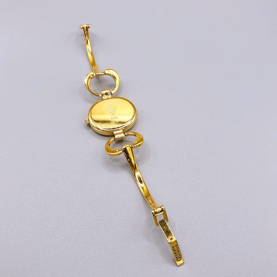 GUCCI ゴールド レディース腕時計 1600 クォーツ　電池交換済　シェル