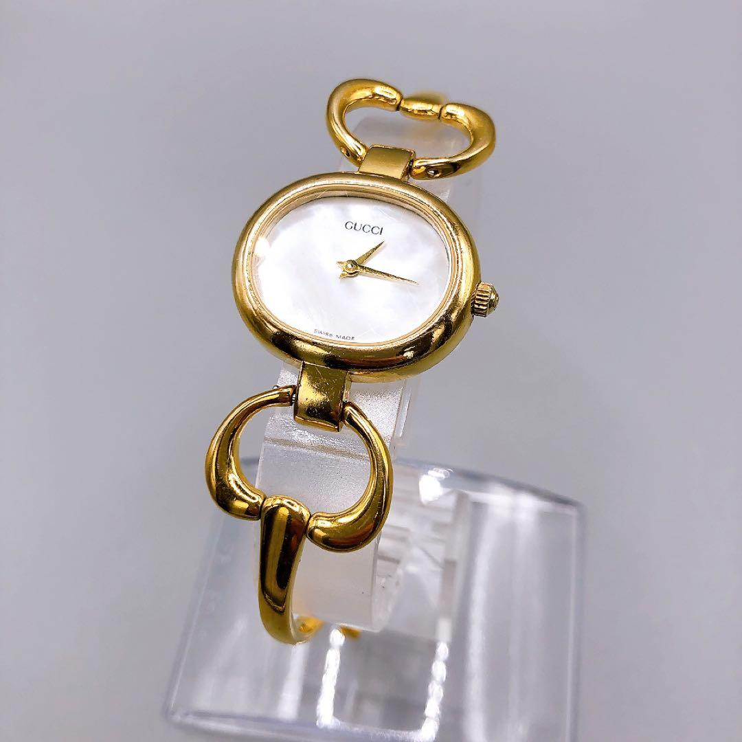GUCCI ゴールド レディース腕時計 1600 クォーツ　電池交換済　シェル