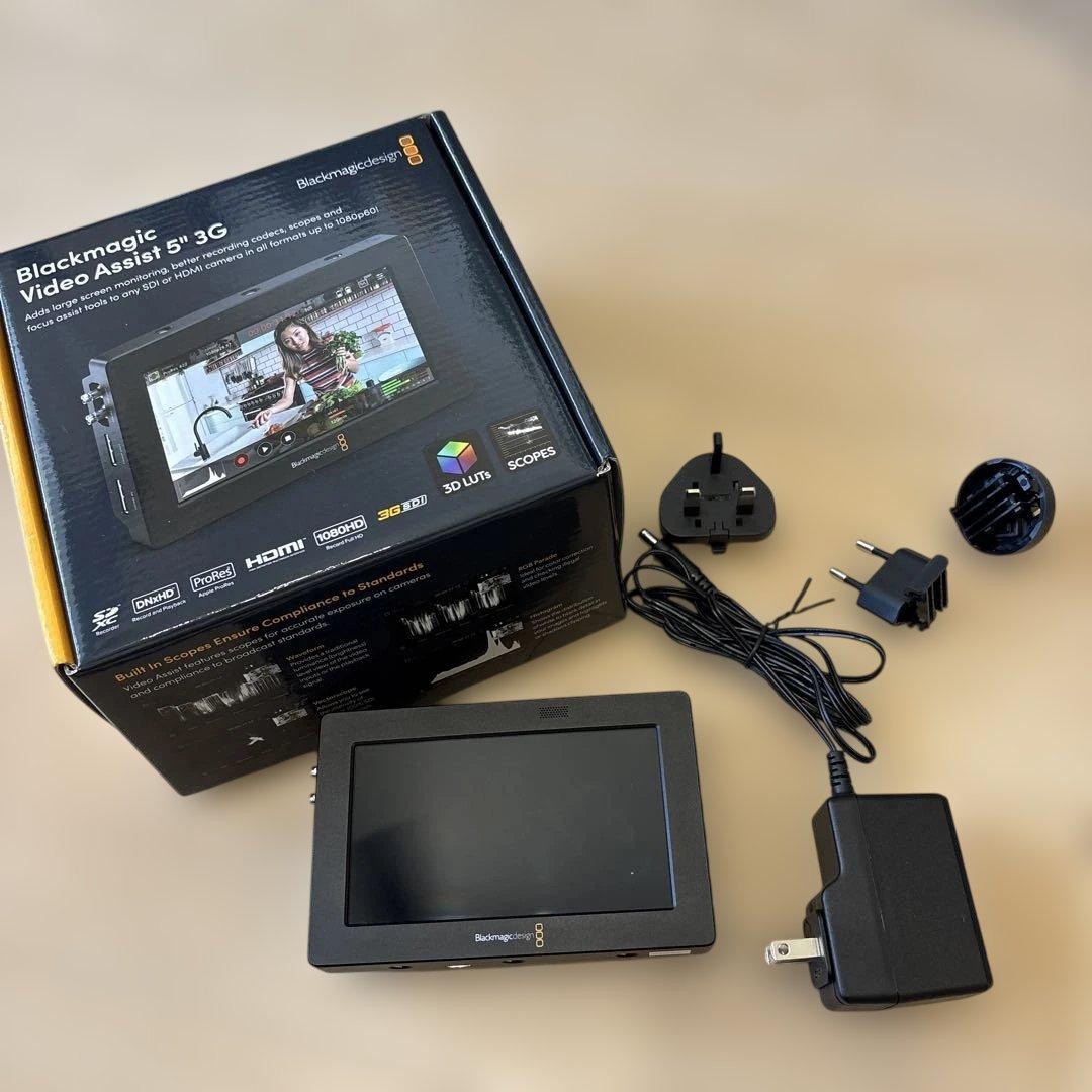 き*し様 美品 Blackmagic Video Assist 5‘‘ 3G