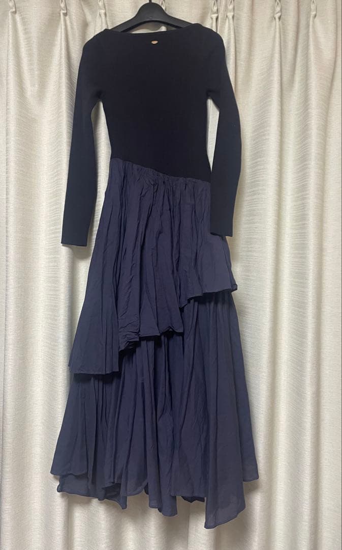 アニュアンス　イレギュラーヘムドッキングニットワンピース S ネイビー