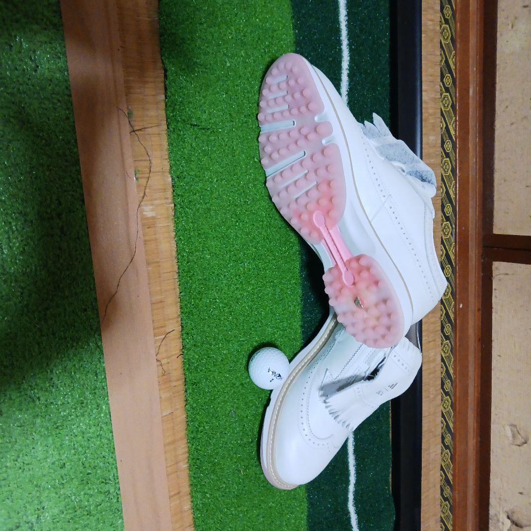 カジ18さん専用ゴルフシューズ新品未使用です、サイズ違いで購入しました