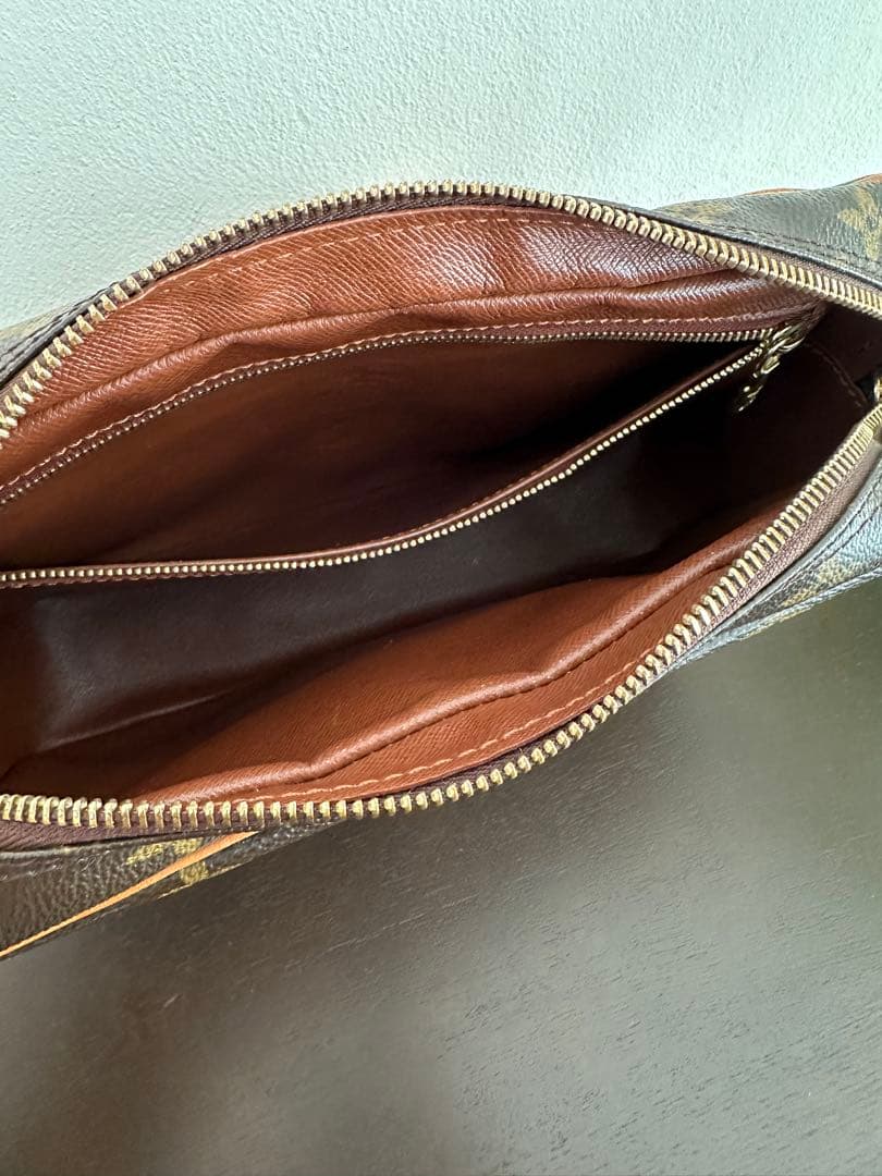 【本日限り値下げ】Louis Vuitton モノグラム ショルダーバッグ