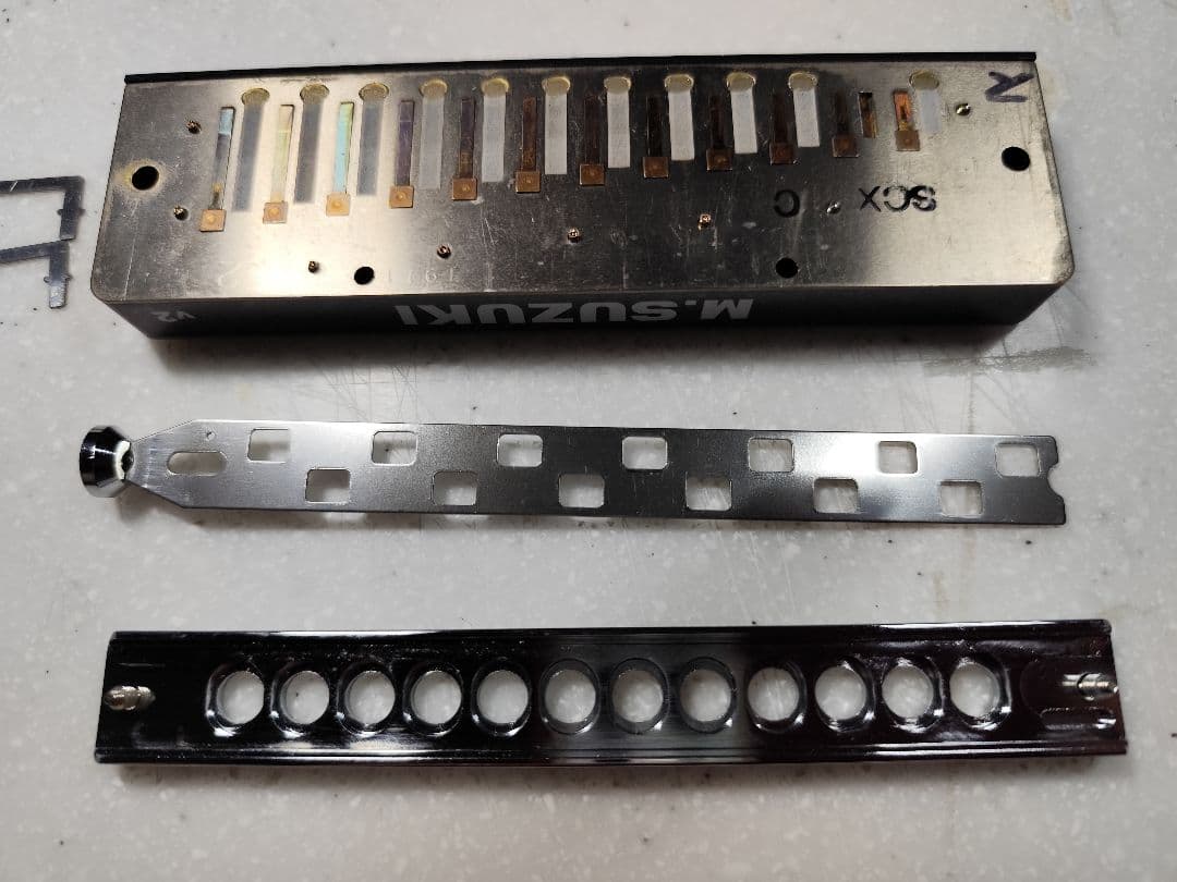 クロマチックハーモニカ SUZUKI SCX-48