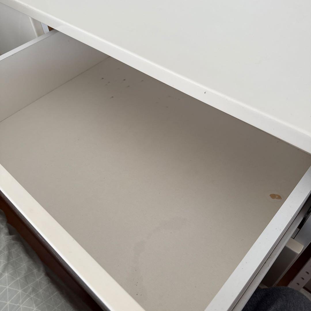 ニトリ　白　チェスト