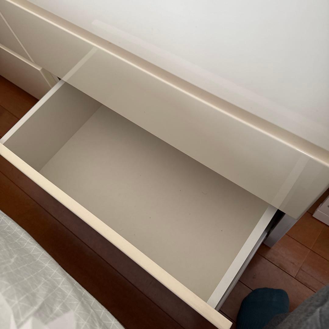 ニトリ　白　チェスト