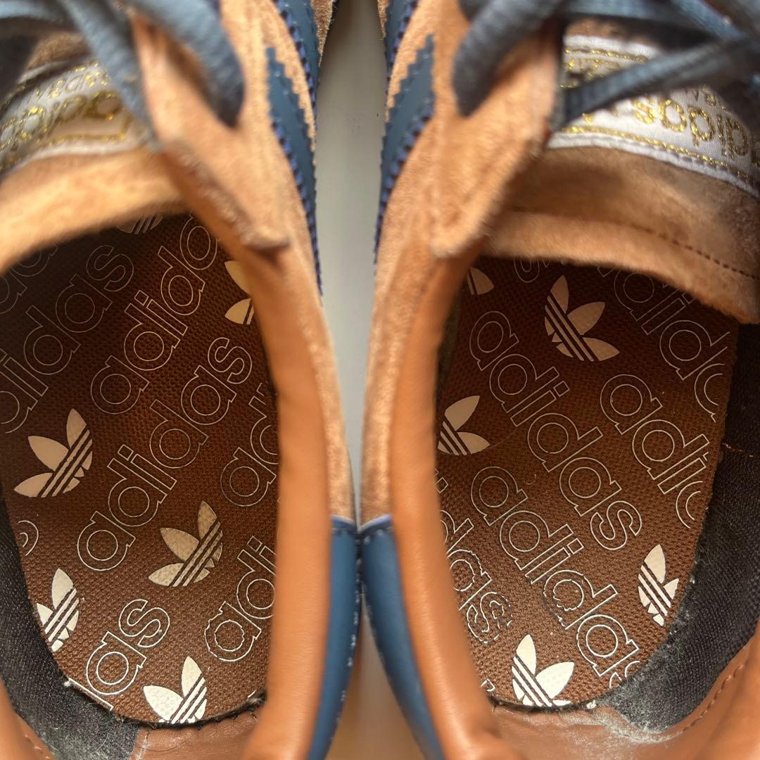 スニーカー　adidas SPEZIAL