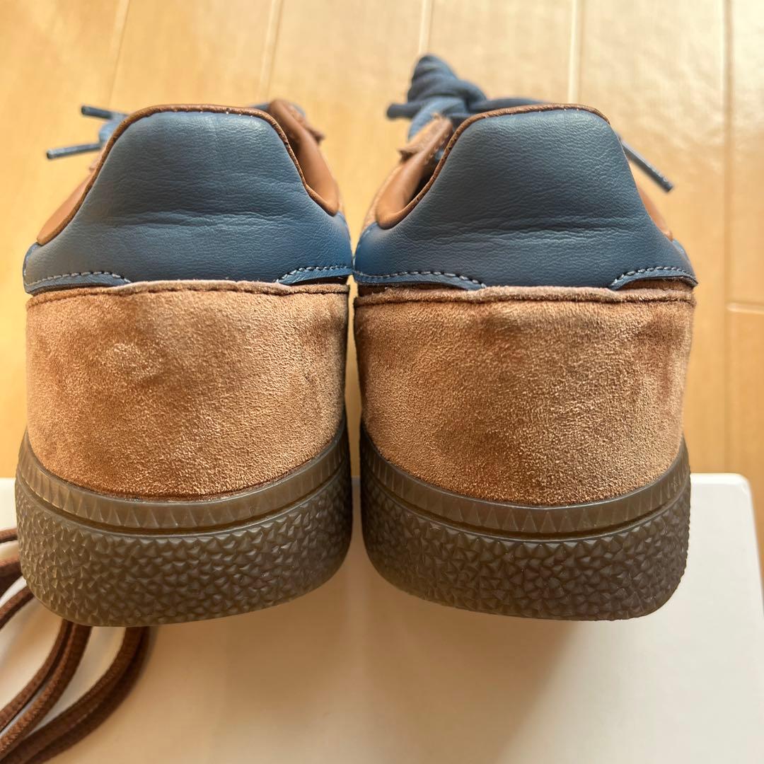 スニーカー　adidas SPEZIAL