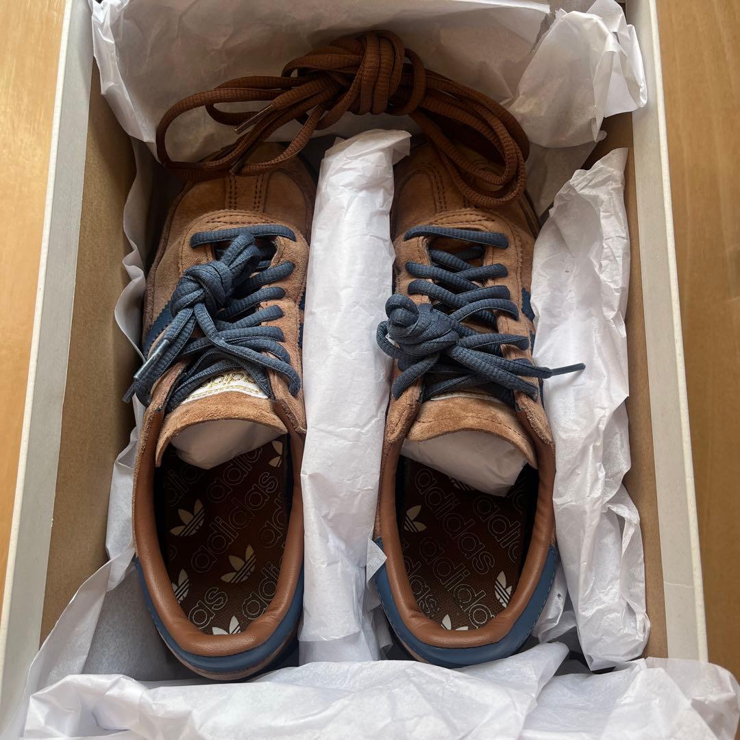 スニーカー　adidas SPEZIAL