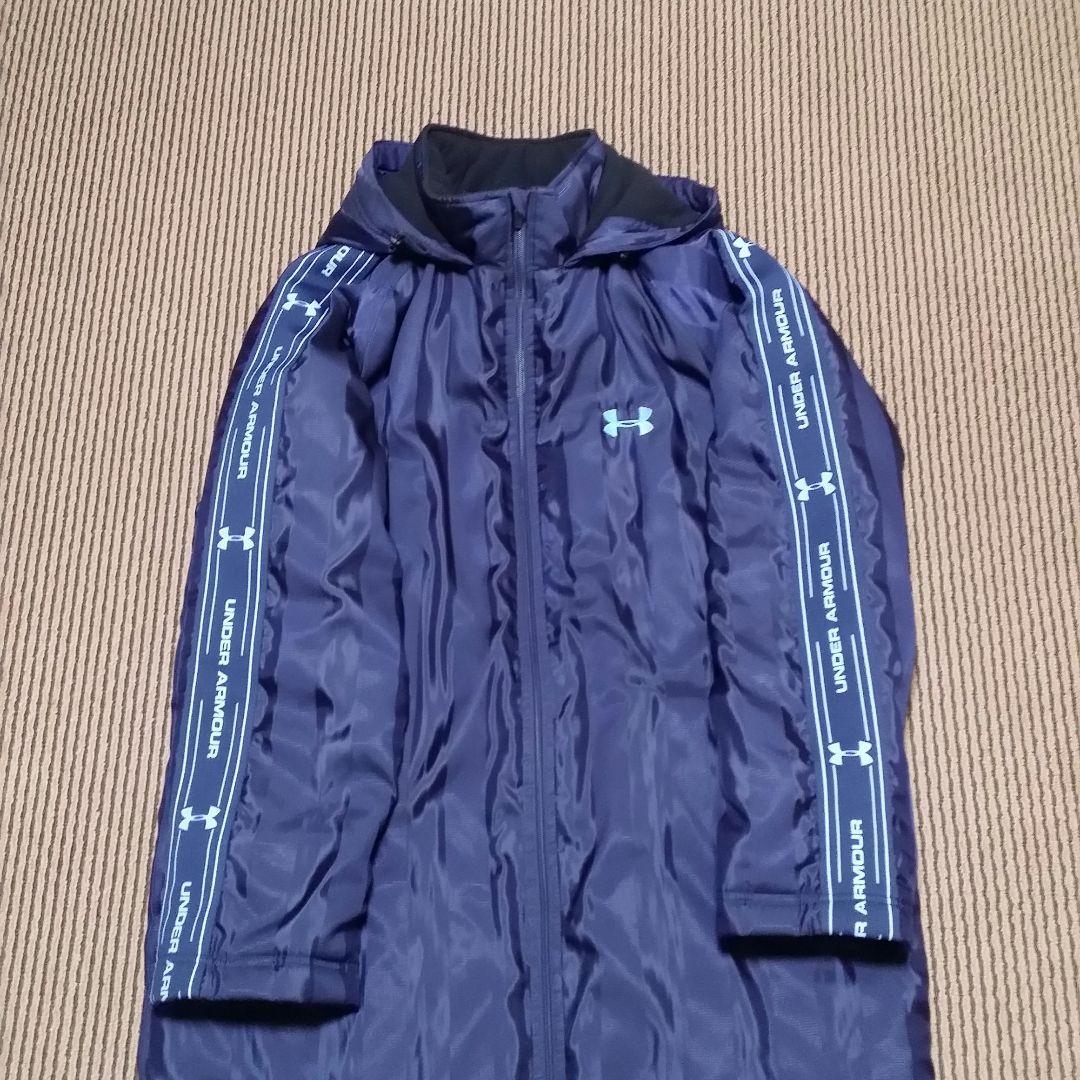 アンダーアーマー⚡ベンチコート