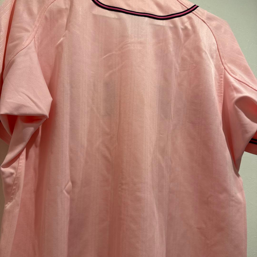 野球　読売ジャイアンツ　ユニフォーム　ピンク